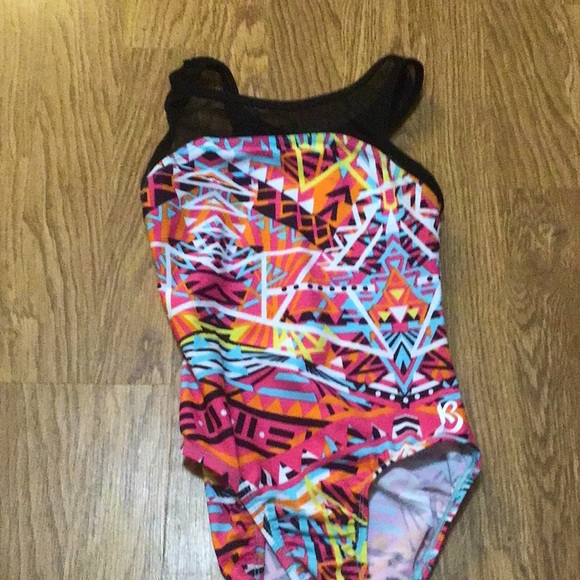Cute KBee size 9/10 geo leotard - Picture 1 of 3